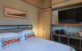 Rocky Cove Bed And Breakfast